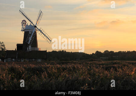 Cley Windmühle bei Cley als nächstes das Meer auf die Küste von North Norfolk. Stockfoto