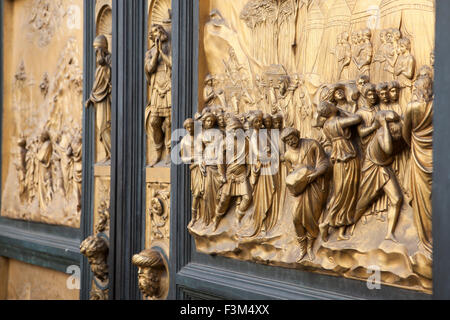 Die Türen des Baptisteriums in Florenz, Toskana, Italien Stockfoto