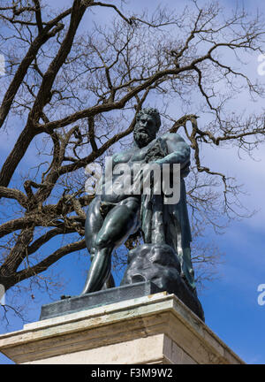 Statue eines Gottes, Katharinenpalast, Puschkin, St. Petersburg Stockfoto