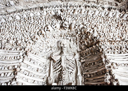 Kapelle von Menschenknochen in Campo Maior unserer lieben Frau von Da Expectaçao Kirche, Portugal Stockfoto