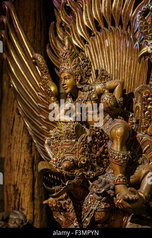 Garuda-Statue des Hindu. Woodland-Museum In Nakhon Pathom, Thailand Stockfoto