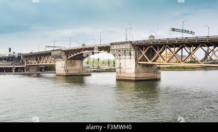 Historischen Burnside Bridge - Portland, Oregon, USA Stockfoto