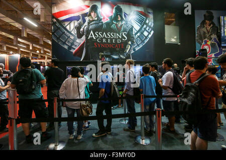 Sao Paulo, Brasilien. 8. Oktober 2015. Besucher in Brasilien Game-Show, die größte Messe der Spiele in Lateinamerika, im Expo Center Norte, im Norden von São Paulo. © Vanessa Carvalho/Brazill Foto Presse/Pacific Press/Alamy Live-Nachrichten Stockfoto