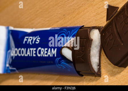 Ein Braten Creme Schokolade Schokoriegel, von Cadbury es gemacht Stockfoto