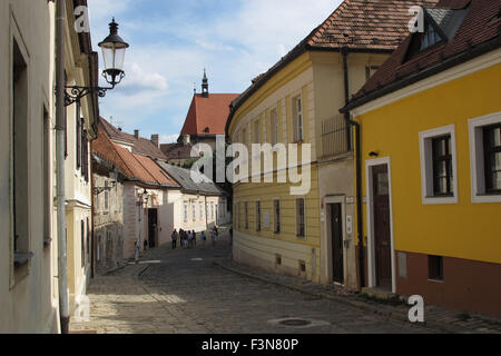 Gepflasterten Straßen in Bratislava Altstadt, Slowakei Stockfoto