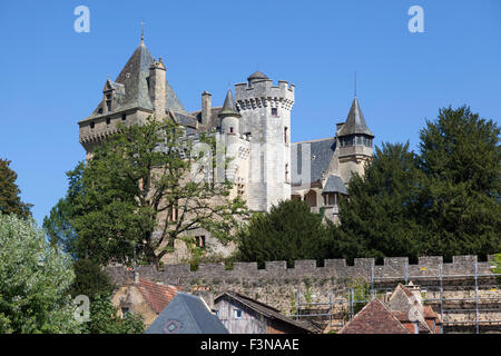 Die Montfort-Hochburg am Vitrac (Dordogne - Frankreich). Le Château Fortifié de Montfort, À Vitrac (Dordogne - Frankreich). Stockfoto