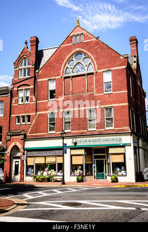 Clay Bakers Keramik Shop, Odd Fellows Hall, 1 South Washington Street, Easton, Maryland Stockfoto