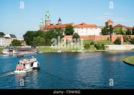 Schloss Central Europa Krakau Eastern Europe Europa Europäische alte Stadt Erbe historische Weichsel Stockfoto