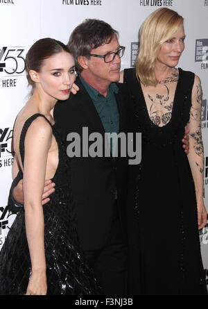 New York, New York, USA. 9. Oktober 2015. Schauspielerin ROONEY MARA, Regisseur TODD HAYNES, CATE BLANCHETT besuchen die 2015 New York Film Festival Premiere von "Carol" bei Alice Tully Hall im Lincoln Center statt. Bildnachweis: Nancy Kaszerman/ZUMA Draht/Alamy Live-Nachrichten Stockfoto