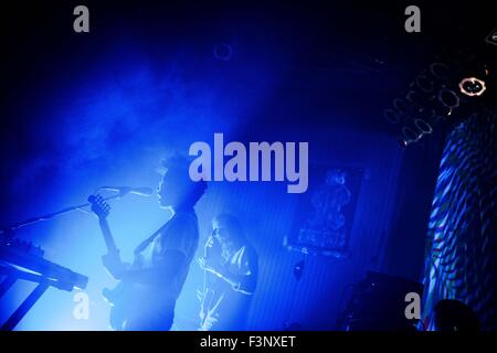 St. Petersburg, Florida, USA. 9. Oktober 2015. Chaz Bundwick von Toro y Moi führt am Landestheater in St. Petersburg, Florida am 9. Oktober 2015 © Brad Moore/ZUMA Draht/Alamy Live News Stockfoto