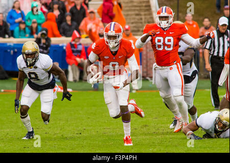 Clemson Tigers Wide Receiver Deon Cain (8) während der NCAA Football-Spiel zwischen Georgia Tech und Clemson im Death Valley in Clemson, SC. David Bräutigam/CSM Stockfoto