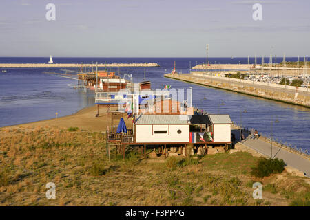 Fishinghouse am Hafen von Pescara Stockfoto