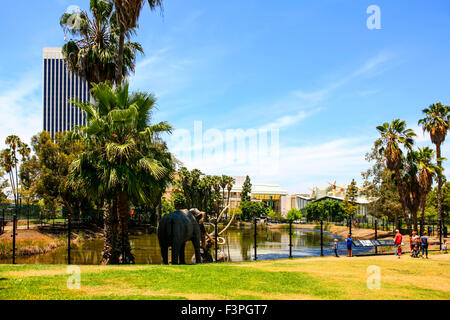 Die La Brea Tar Pits um die Hancock Park in Los Angeles gegründet wurde Stockfoto