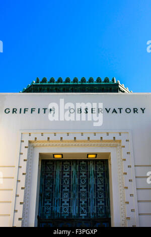 Das Griffith Observatory im Griffith Park mit Blick auf Los Angeles CA Stockfoto