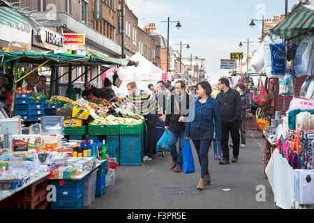 Islington Bauernmarkt in Angel, London, UK Stockfoto