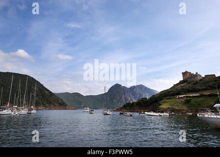 Naturhafen von Girolata, Korsika, Frankreich Stockfoto