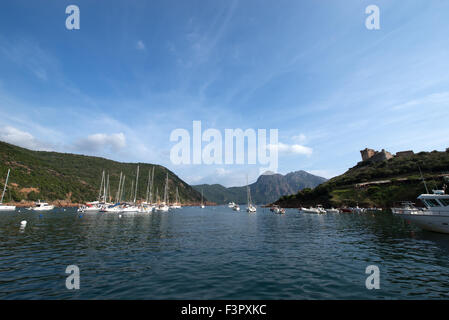 Naturhafen von Girolata, Korsika, Frankreich Stockfoto