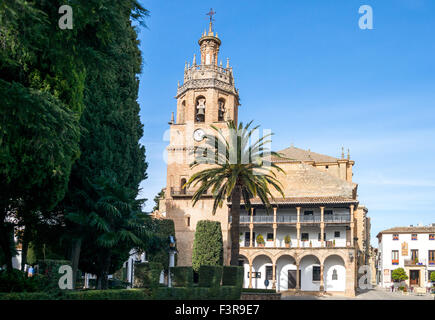 Spanien, Andalusien, Ronda, die Santa Maria la Mayor Kirche Stockfoto