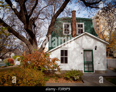 Ein Blick auf die Marr Residence und Marr Garten, eine historische Stätte in Saskatoon, Saskatchewan, Kanada. Stockfoto