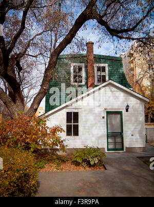 Ein Blick auf die Marr Residence und Marr Garten, eine historische Stätte in Saskatoon, Saskatchewan, Kanada. Stockfoto