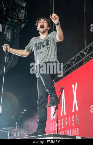 18. Juli 2015 - Raleigh, North Carolina; USA - Sänger MAX SCHNEIDER tritt als seine 2015 Tour macht Halt in Walnut Creek Amphitheater mit Sitz in Raleigh. Copyright 2015 Jason Moore. © Jason Moore/ZUMA Draht/Alamy Live-Nachrichten Stockfoto