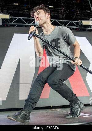 18. Juli 2015 - Raleigh, North Carolina; USA - Sänger MAX SCHNEIDER tritt als seine 2015 Tour macht Halt in Walnut Creek Amphitheater mit Sitz in Raleigh. Copyright 2015 Jason Moore. © Jason Moore/ZUMA Draht/Alamy Live-Nachrichten Stockfoto