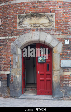 Die Waag ('wiegen Haus") ist ein 15. Jahrhundert Gebäude am Nieuwmarkt Platz in Amsterdam. Stockfoto