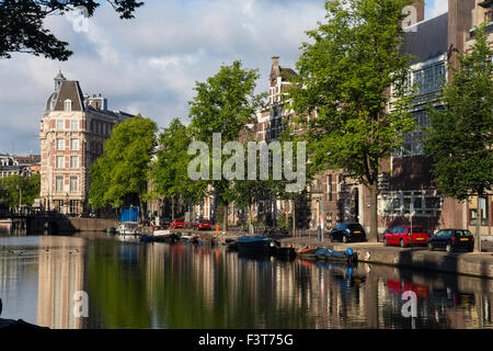 Kloveniersburgwal Kanal Amsterdam Stockfoto