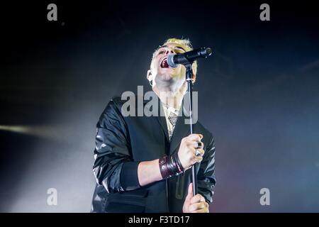 Mailand, Italien. 12. Oktober 2015. Lorenzo Fragola führt live auf Alcatraz in Mailand, Italien, am 12. Oktober 2015 Credit: Mairo Cinquetti/Alamy Live News Stockfoto