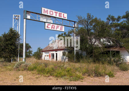 State Line Motel und Cafe auf Route 66 in Glenrio, Texas.  Glenrio gedieh durch die 40er, 50er und 60er Jahren, bis der Intersta Stockfoto