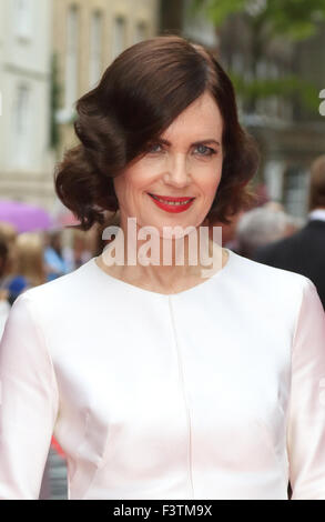 Downton Abbey BAFTA TRIBUTE - roter Teppich - Richmond Theatre, London Featuring: Elizabeth McGovern wo: London, Vereinigtes Königreich bei: 11. August 2015 Stockfoto