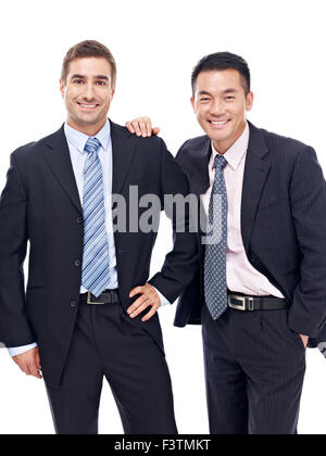 Porträt der kaukasischen und asiatischen Unternehmer Stockfoto