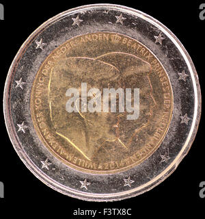 Eine Festschrift verteilt zwei-Euro-Münze herausgegeben Niederlande im Jahr 2014 für die offiziellen Verabschiedung der Königin Beatrix Stockfoto