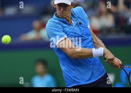 Shanghai, China. 13. Oktober 2015. KEVIN ANDERSON (RSA) in seinem Match gegen TOMMY HAAS (GER), während die Shanghai Rolex Masters 2015.  Bildnachweis: Marcio Machado/ZUMA Draht/Alamy Live-Nachrichten Stockfoto