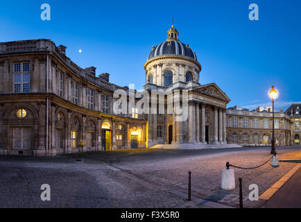 Innenhof des französischen Instituts (Institut de France), Heimat der französischen Akademie, im Morgengrauen, Rive Gauche, Paris, Frankreich Stockfoto