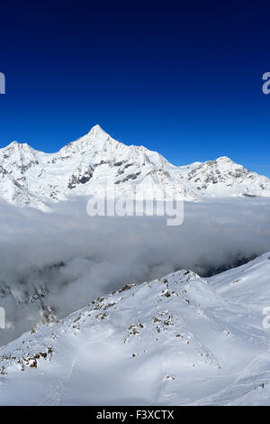 Winterschnee, Weisshorn Berg, (der höchste Gipfel), Skigebiet Zermatt, Kanton Wallis, Walliser Alpen, Südschweiz Stockfoto