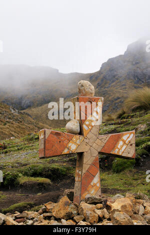 Gipfel-Kreuz in den Anden, Ecuador Stockfoto