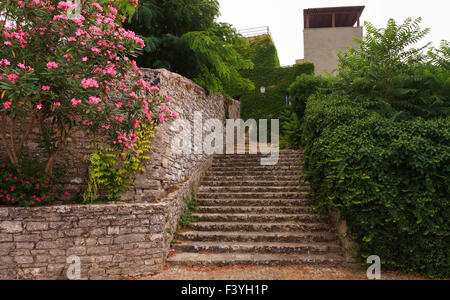 Blick auf Erice Treppe. Erice die Stadt der 100 Kirchen, Trapani Stockfoto