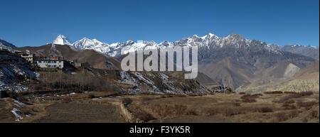 Panoramablick vom Muktinath Stockfoto