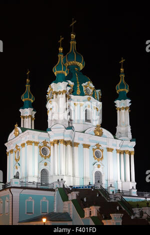 St.-Andreas-Kirche in der Nacht in Kiew Stockfoto