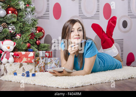 Sie schrieb einen Brief an den Weihnachtsmann Stockfoto