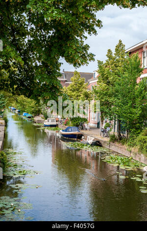 Idyllischen Kanal in Delft, Holland Stockfoto