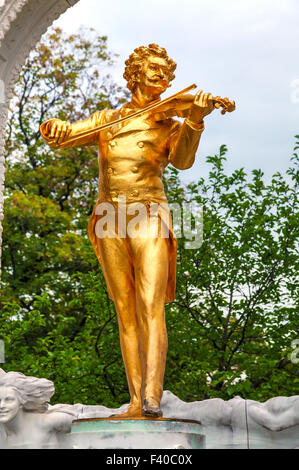 Johann Strauss-Statue im Stadtpark in Wien Stockfoto