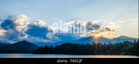 See Santeetlah in Great Smoky mountains Stockfoto