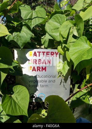 Batterie Urban Farm Zeichen, Battery Park, New York City Stockfoto