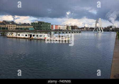 Schiffbruch im Osthafen Hafen, Berlin, Deutschland Stockfoto