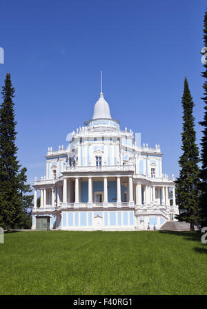 Wasserrutsche-Pavillon. Oranienbaum (Lomonosov). Stockfoto