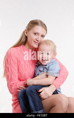 Glückliche Mutter und drei Jahre alten Sohn Stockfoto