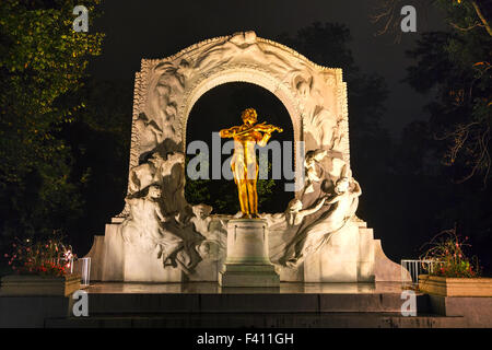 Johann Strauss-Statue im Stadtpark in Wien Stockfoto