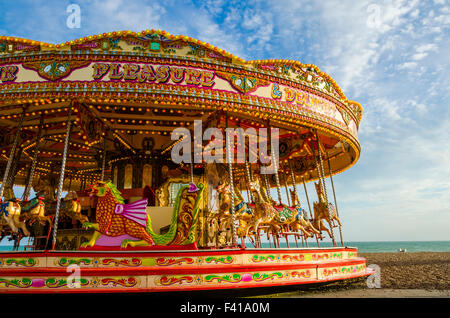 Das Karussell am Strand von Brighton, East Sussex, England. Stockfoto